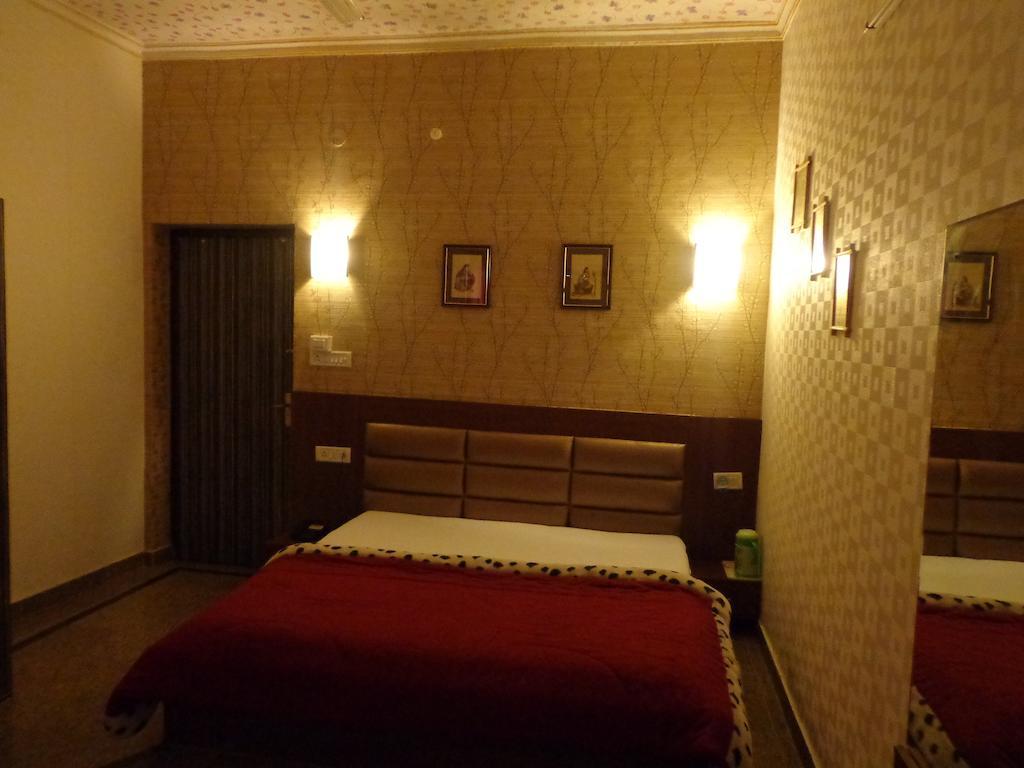 Hôtel Aashyana à Alwar Extérieur photo
